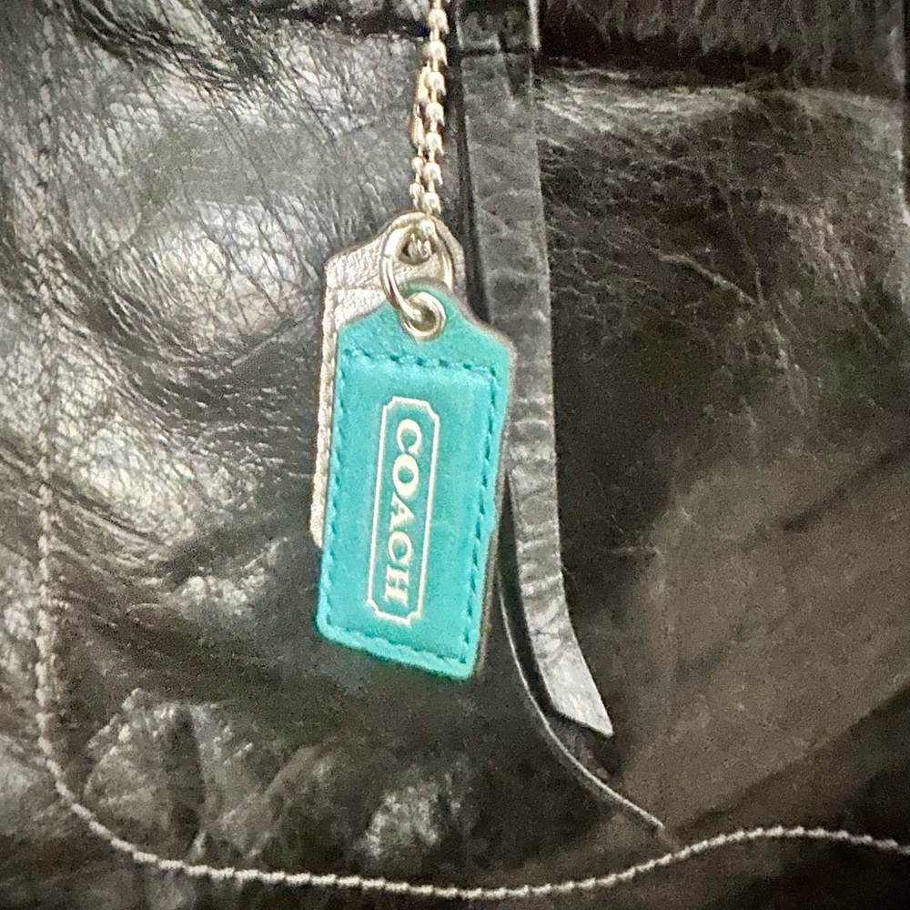 Coach Black Shoulder Bag with Silver Chain - Picture 8 of 16